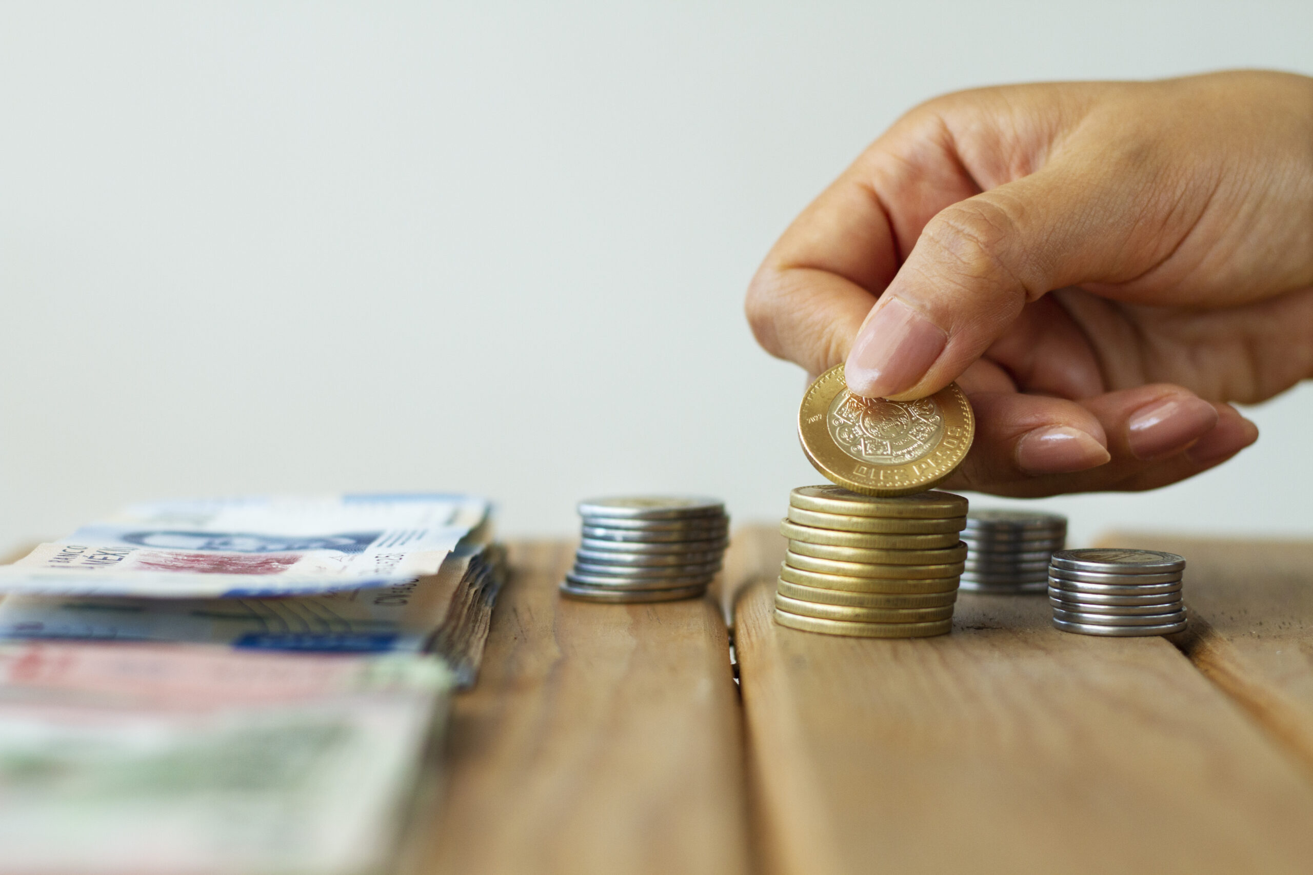 Cómo ahorrar dinero en la compra de una casa: Consejos personales para reducir costos